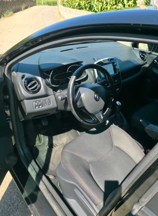 Renault Clio IV Dynamique S 2013