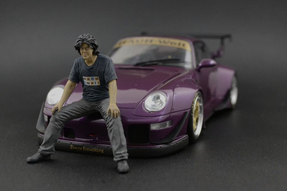 Figurine 1/18 Porsche RWB Akira Nakai San – Résine à Peindre – Par Vroom – GT Spirit