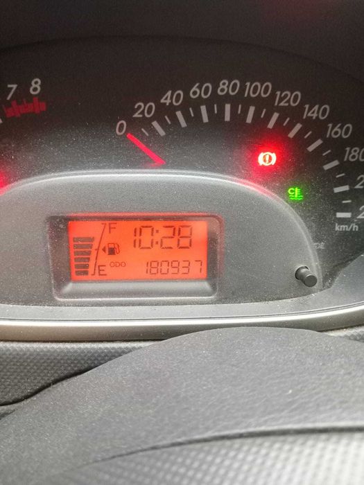 Продам автомобіль Daihatsu Sirion 2008