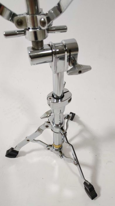 Statyw pod werbel Pearl Gold Label - płynna regulacja