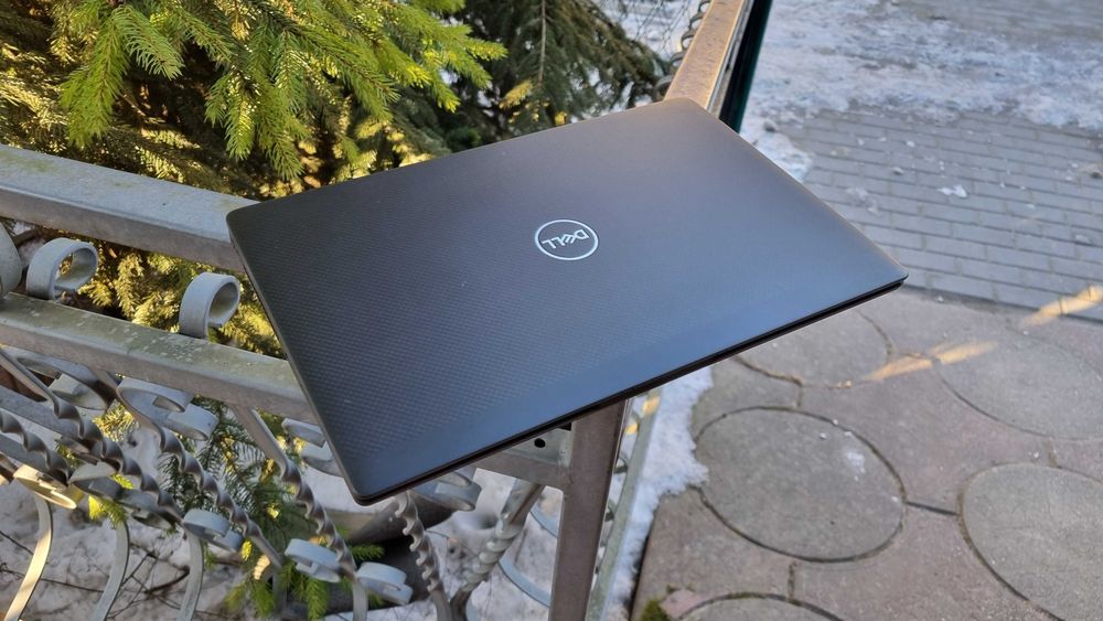 Dell latitude 7420 14" FHD IPS i7-1185G7 16GB Ram 512GB SSD Win11