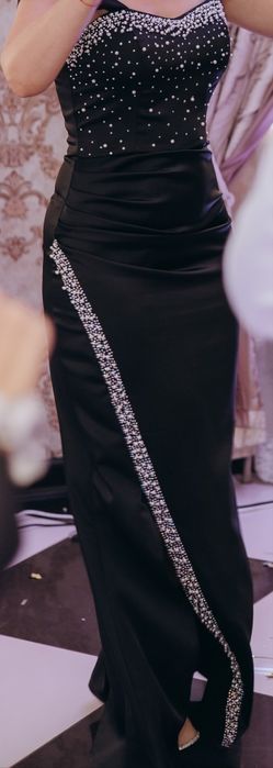 Продам вечірню сукню