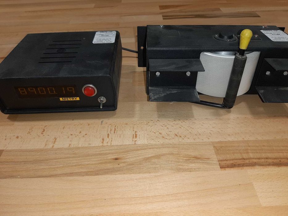 Okleiniarka i frezarka do obrzeży PCV JAROMA+przyrząd pomiarowy