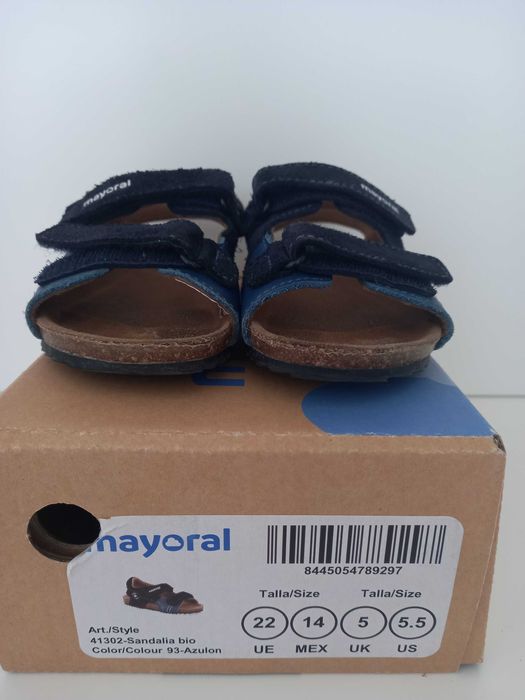Sandálias mayoral, tamanho 22