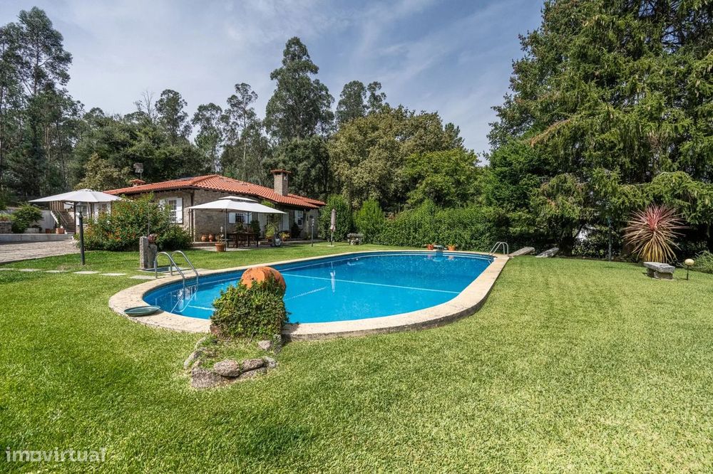 Moradia T4 de charme com piscina de 130 m² e 4.800 m² de terreno | Cab