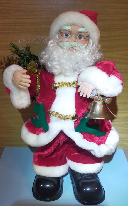 Винтажный Санта Клаус разговаривающий,поющий и танцующий