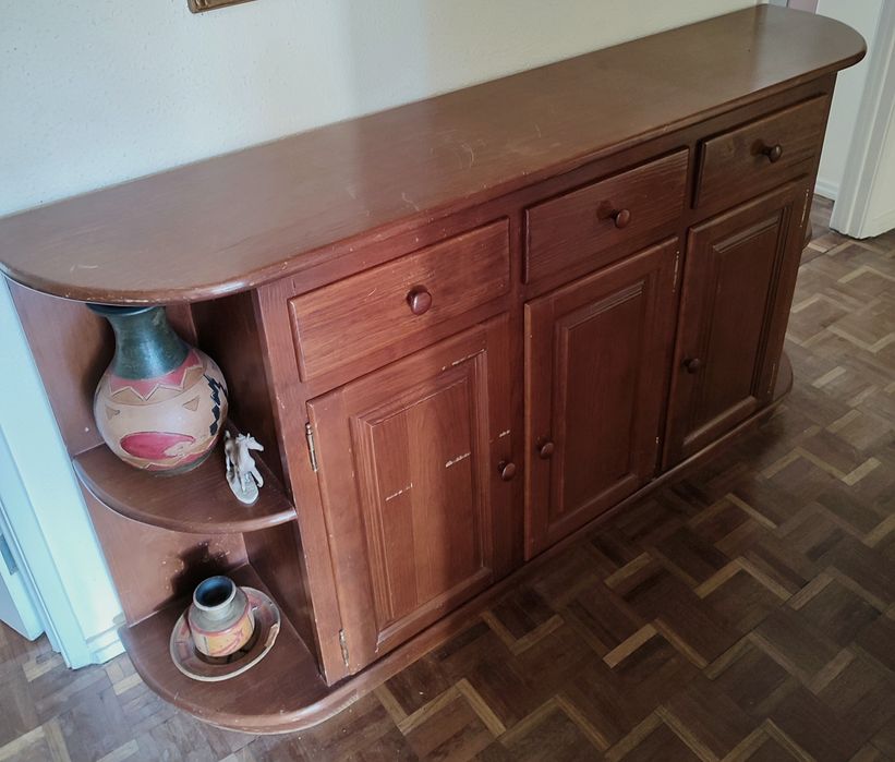 Móvel de hall de entrada em madeira