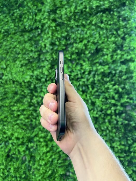 iPhone 16 256GB Black Unlock Від магазину