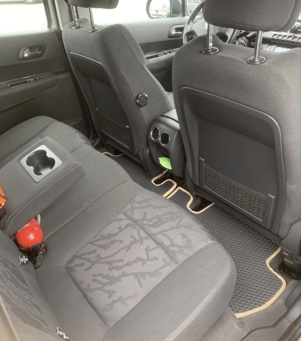 Peugeot 3008 2012