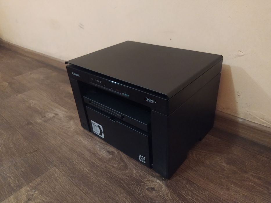 Canon MF3010  Відмінний стан Пробіг 19000 сторінок