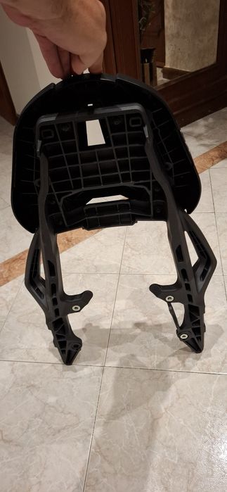 Barras e suporte givi  top case nc750x