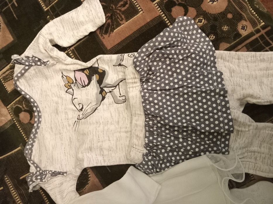 Одяг для дівчинки 0-3м