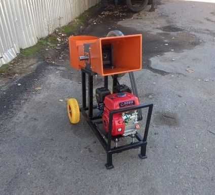 ЗАВОДСЬКИЙ!Подрібнювач гілок(гілка 50-60мм на 2/ 4 ножі)дробарка гілок