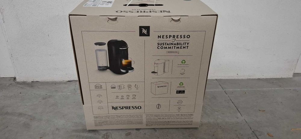 Máquina Café Nespresso Vertuo PLUS NOVA - modelo GCB2