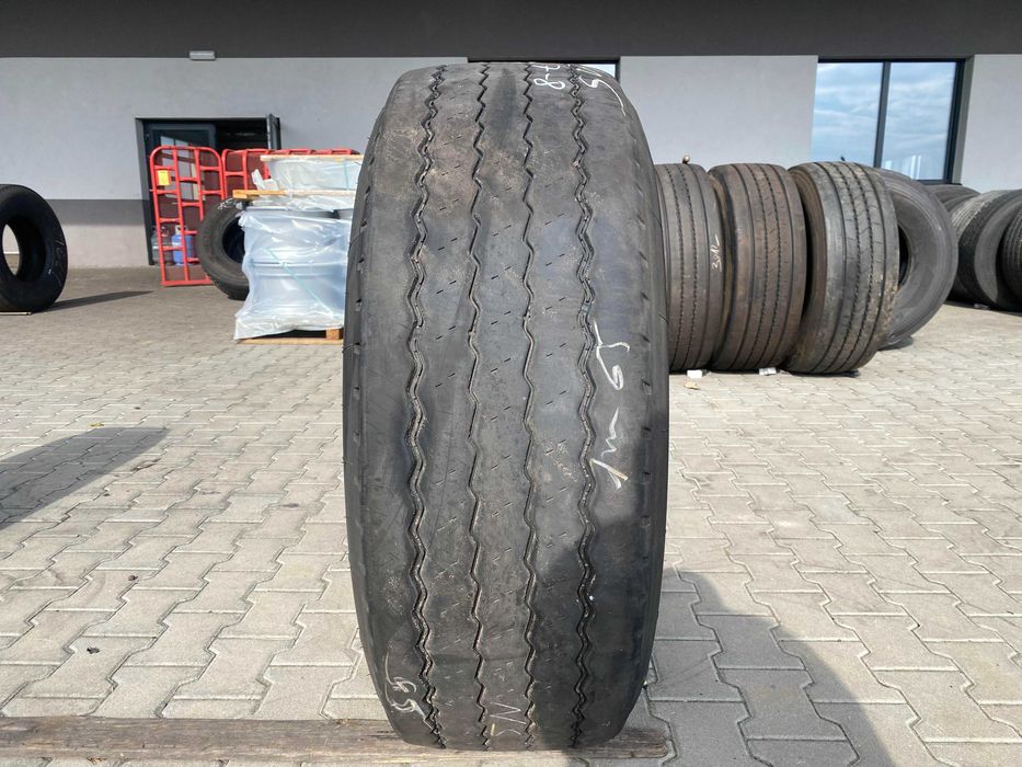 385/65R22.5 Opona PIRELLI ST:01 TRIATHLON 7-8mm Naczepa ST 01