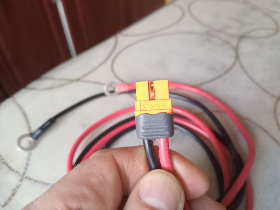 Кабель для під'єднання акб до eco flow.