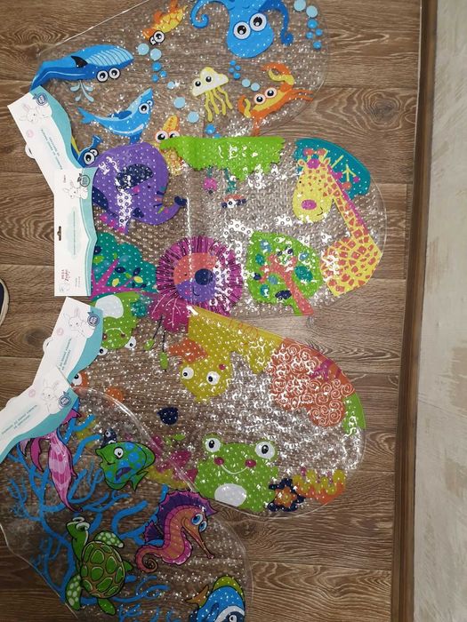 Антиковзкий килимок у ванну для дитинки 57*37 см.