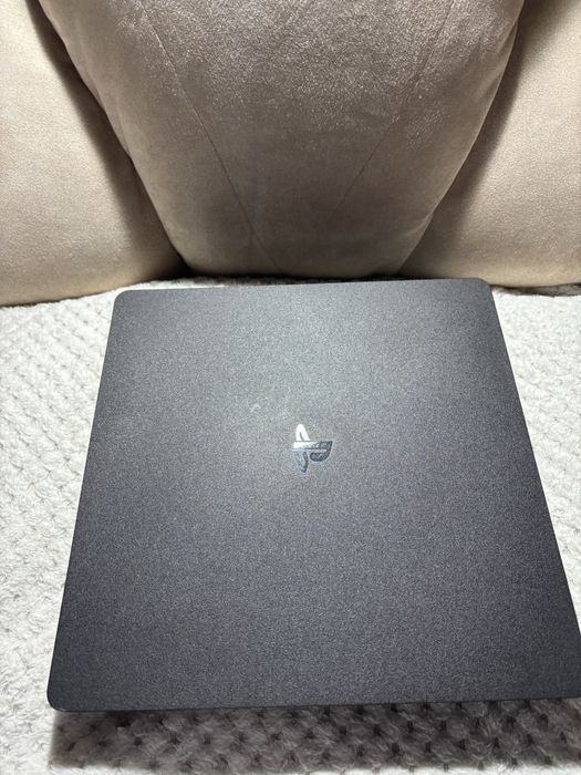 Playstation 4slim 1tb