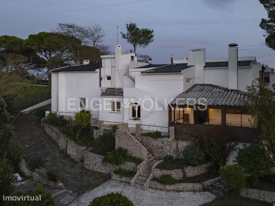 Moradia com Vista Deslumbrante para o Mar na Arrábida