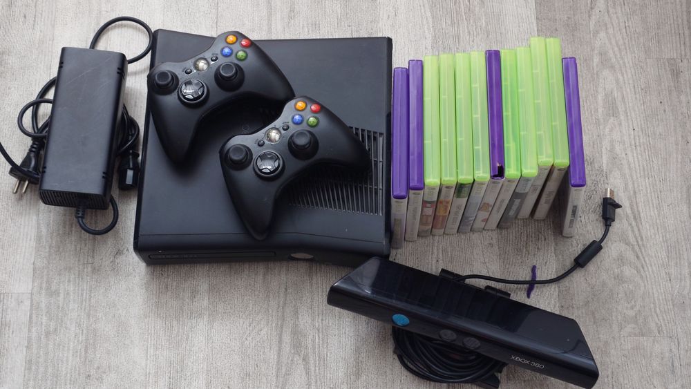 Xbox 360 Kinect 2xpad gry