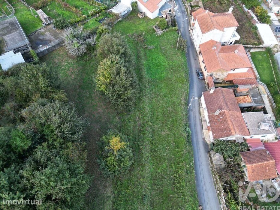 Terreno em Gondarém de 2300,00 m2