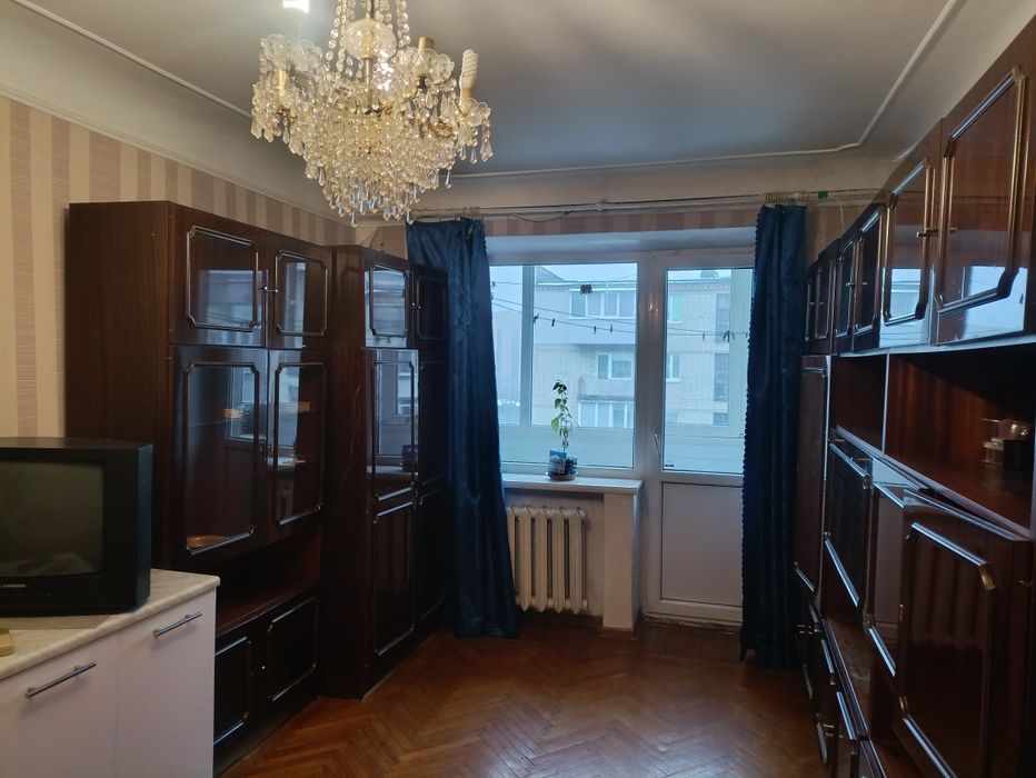 Сдам 1 кв район Одесской, пр.Аэрокосмический,175 ц3000+ ком услуги