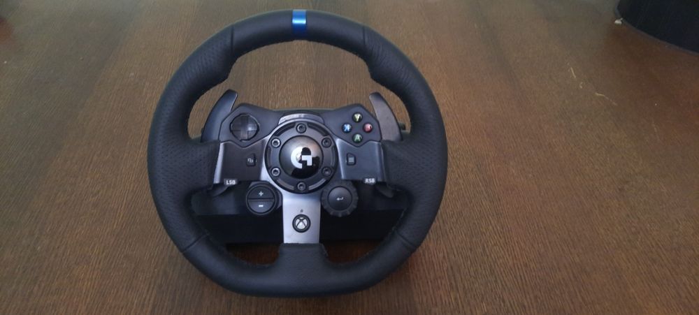 Игровой руль Logitech G923 TRUEFORCE