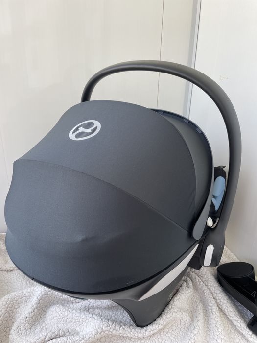 Продам автокрісло CYBEX Aton M