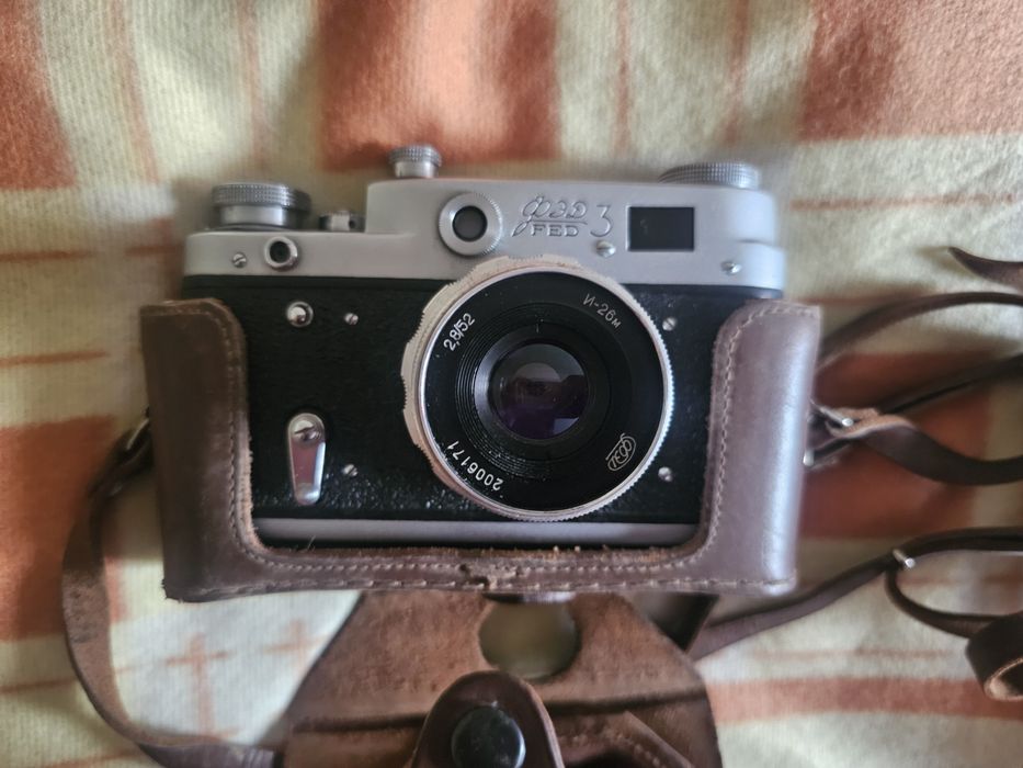 Фотоапарат Fed 3 з шкіряним чохлом