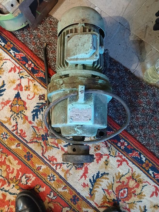 Элекдро двигатель с Редуктором.