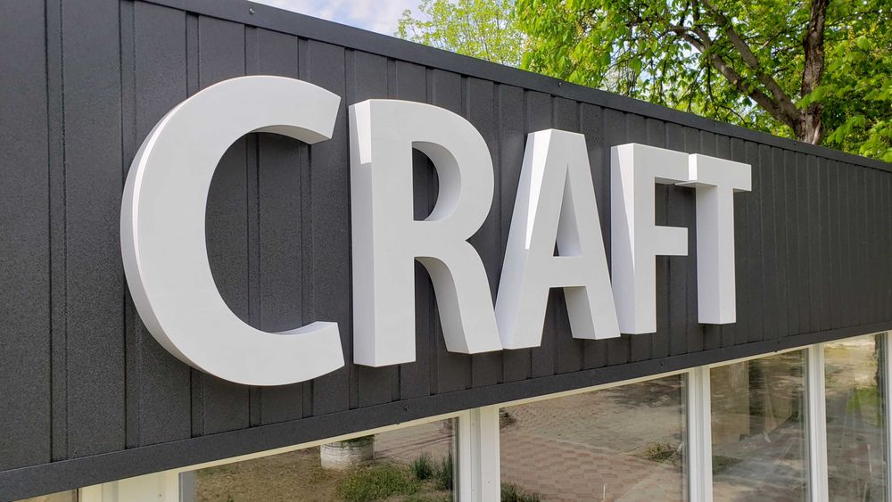 Объемные буквы. 3д буква. Контражурная подсветка. Изготовление. Монтаж