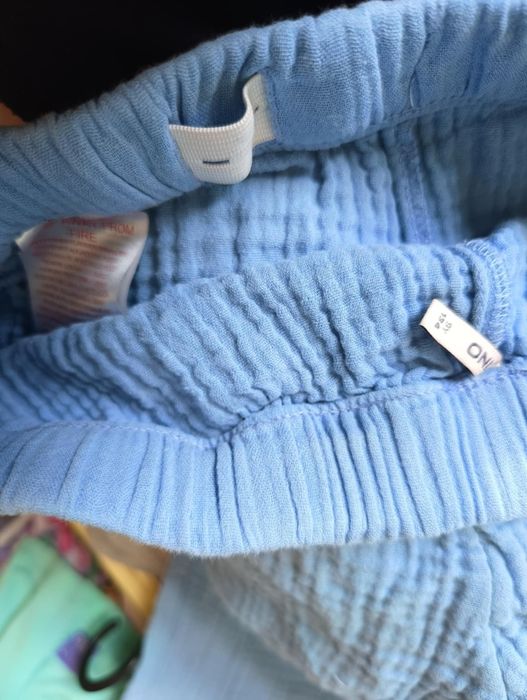 Spodnie luźne muślinowe letnia szerokie dzwony 134