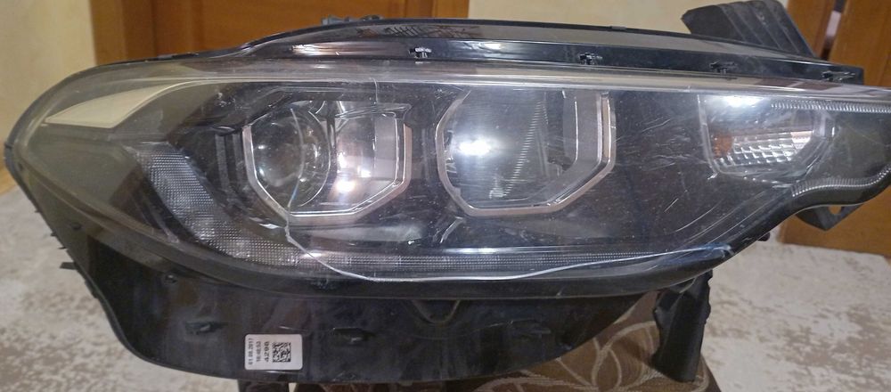 Пошкоджена права фара Fiat Tipo 2017 року