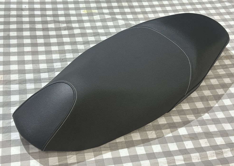 Banco Yamaha N-MAX V2 ( velho por novo)