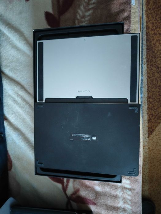 Kamvas Pro 13 Tablet graficzny 13.3" + folia ochronna