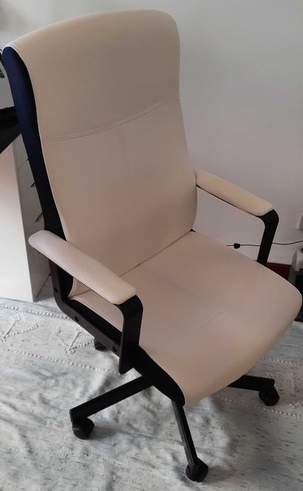Cadeira Escritório IKEA Millberget + Almofada lombar Bortberg