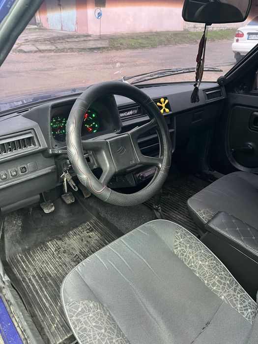 авто заз Таврія  нова