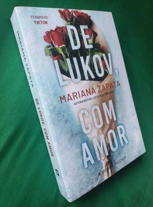 De Lukov, com Amor - Mariana Zapata