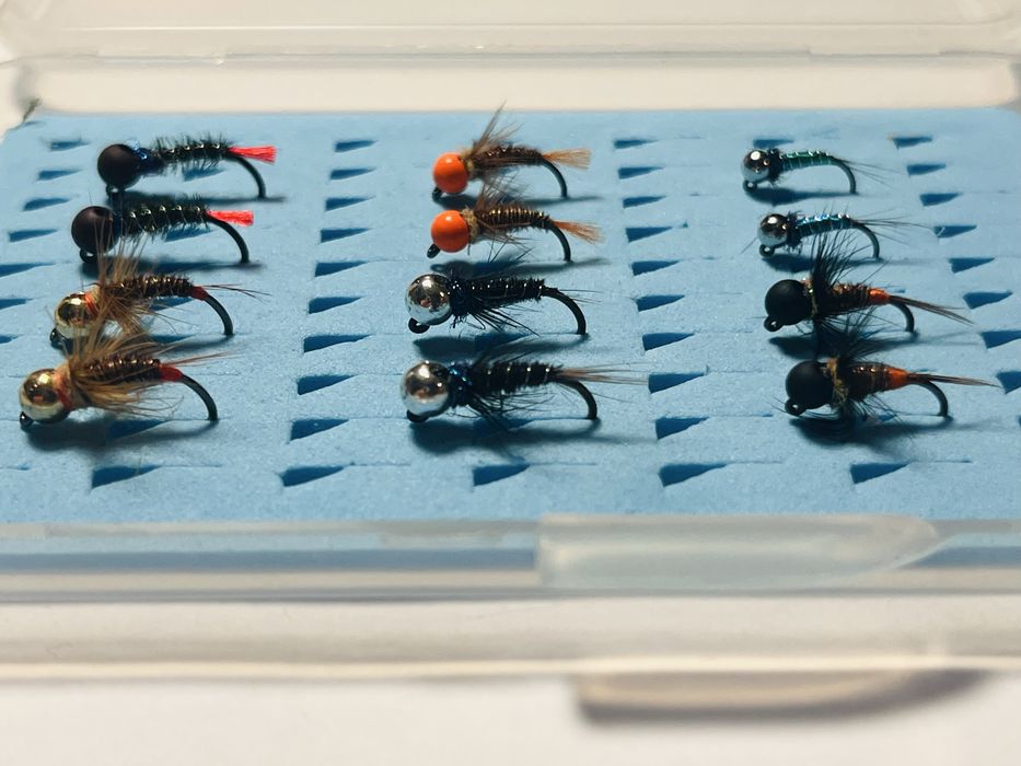 Zestaw sztucznych nimf wędkarskich