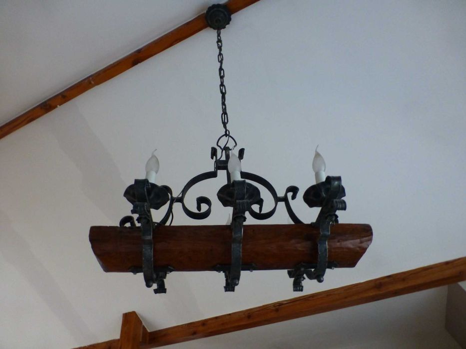 Żyrandol stylowy żeliwny - antyk