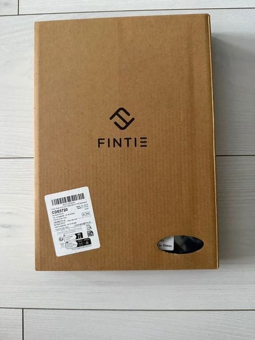 Fintie Z Klawiatura Do Ipada 10 2" Generacja 7 Czarny (CDE0720)