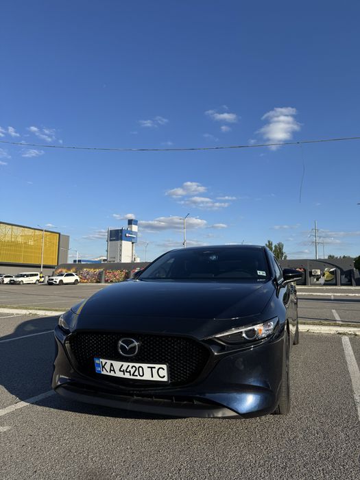 Авто Mazda 3 2024p