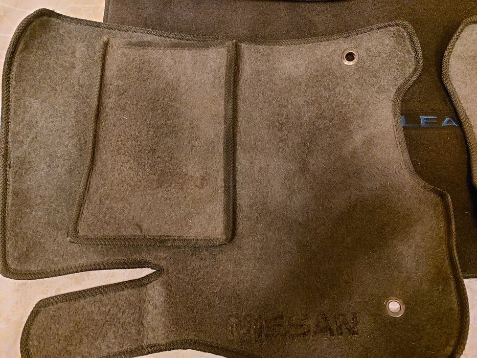 Коврики килимки  Nissan Leaf оригінал салон та багажник