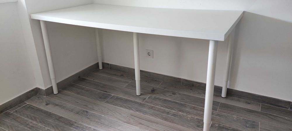 Mesa IKEA com 5 pernas OLOV 160x75cm