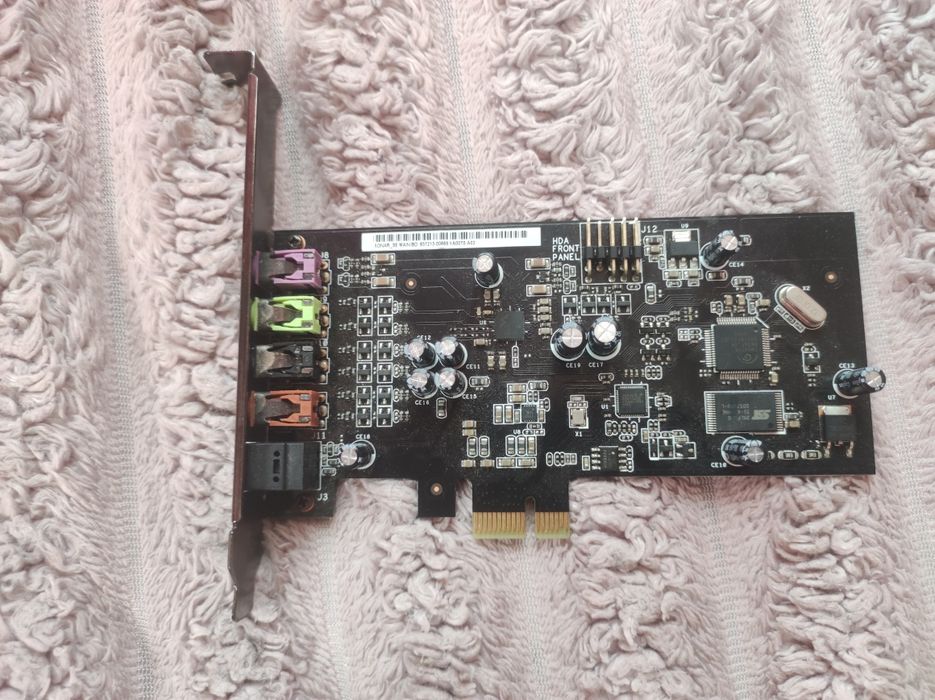 Продам звукову відеокарту Asus XONAR SE