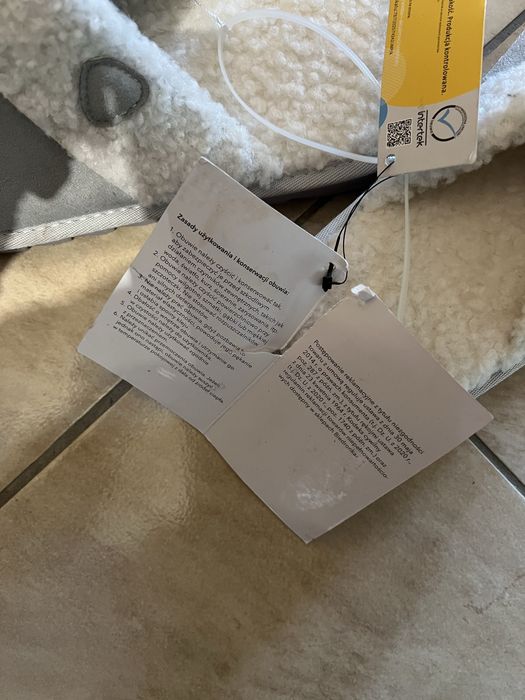 Kapcie klapki z kożuszkiem