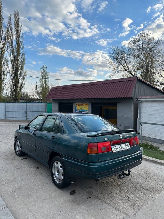 Продам seat toledo 1