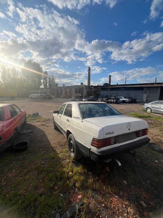 Mercedes Benz W190 (201) на болты и гайки