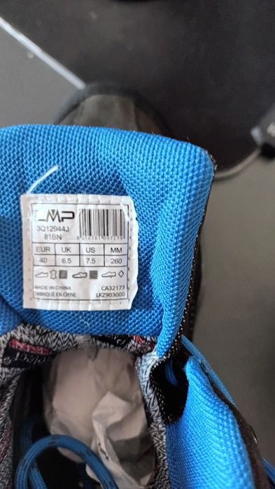 Zimowo-trekingowe buty CMP.