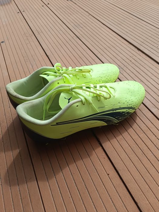 Buty sportowe młodzieżowe